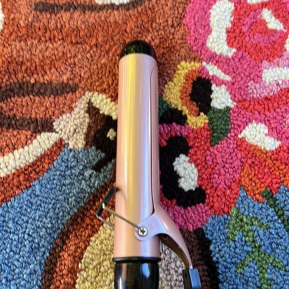 BRAND NEW without box MicoPure 1 1/2 inch Dual Voltage Instant Heat - Picture 3 of 3